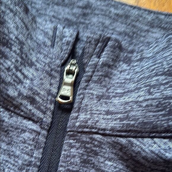 Under Armour Blue Pullover and Black Shorts Set - Picture 6 of 13